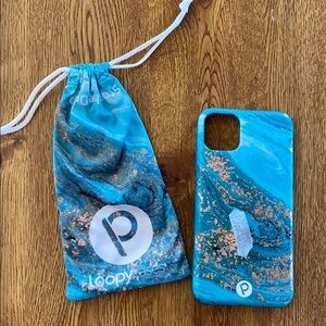 iPhone 11 max pro loopy case